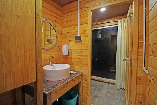 Flamingo Beach Resort Гоа Екстер'єр фото